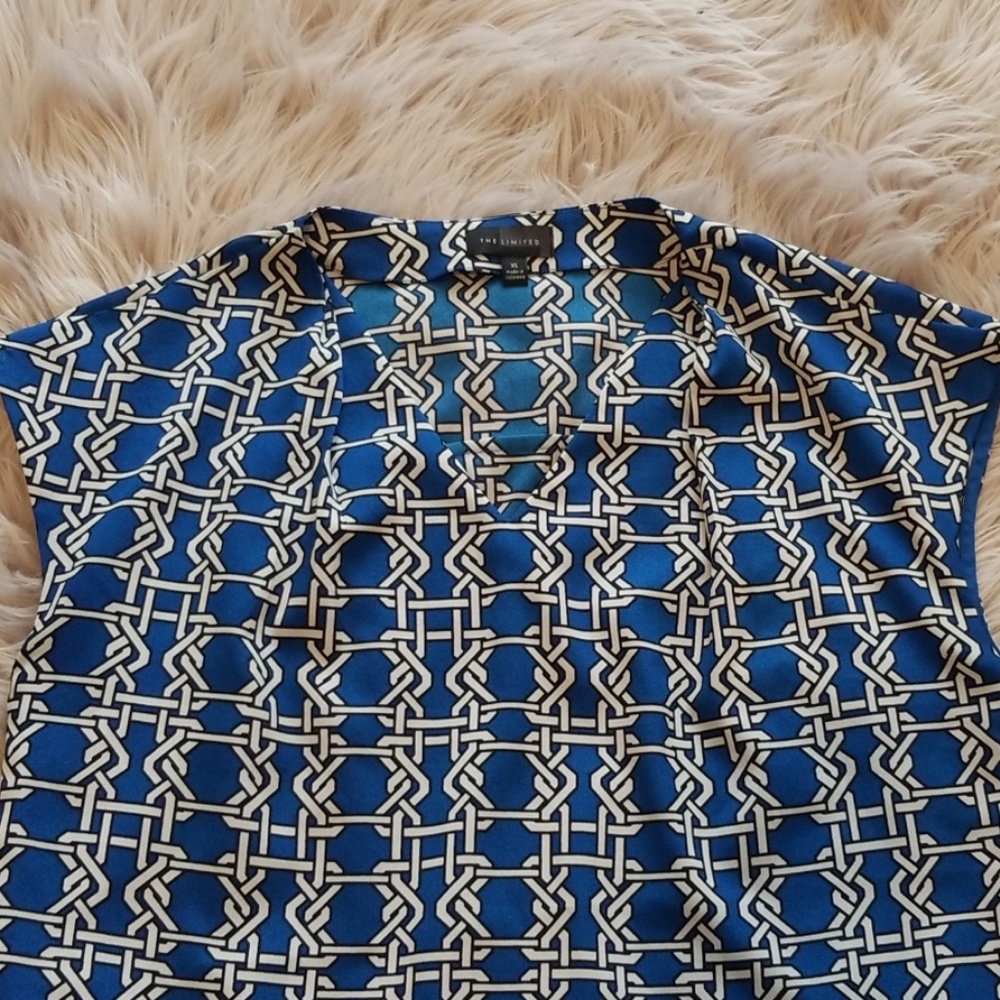 Dress shirt. XS, the limited